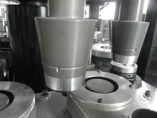 380V / 220V Jednorazowe Cup Making Machine Three Phase Four Wire